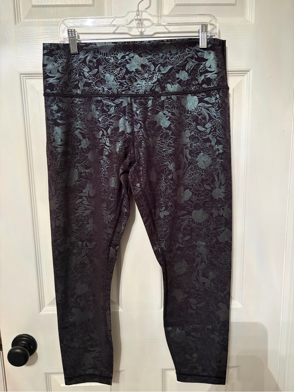 Lululemon Floral Print Active Leggings, black iridescent, Sz 14